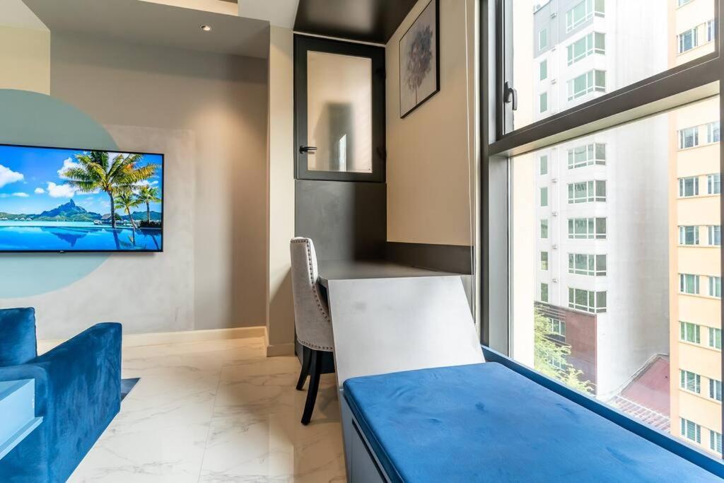 Căn hộ The Rixx Boutique- Opera House- Smarttv65in - Pool TP. Hồ Chí Minh